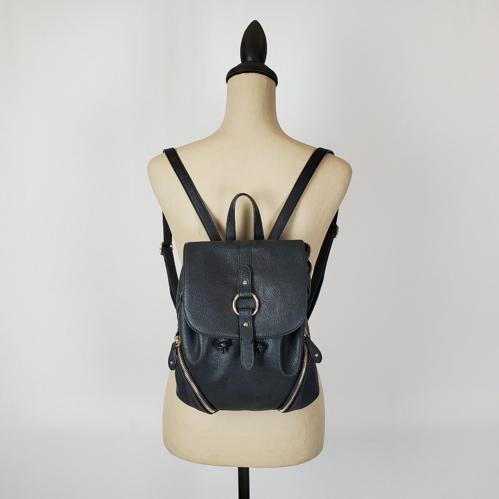Express faux leather backpack